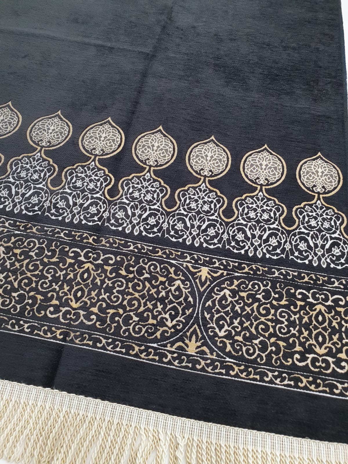 Luxury Kaabah Inspired Gift Hamper (Tasbih, Quran, Prayer Mat)