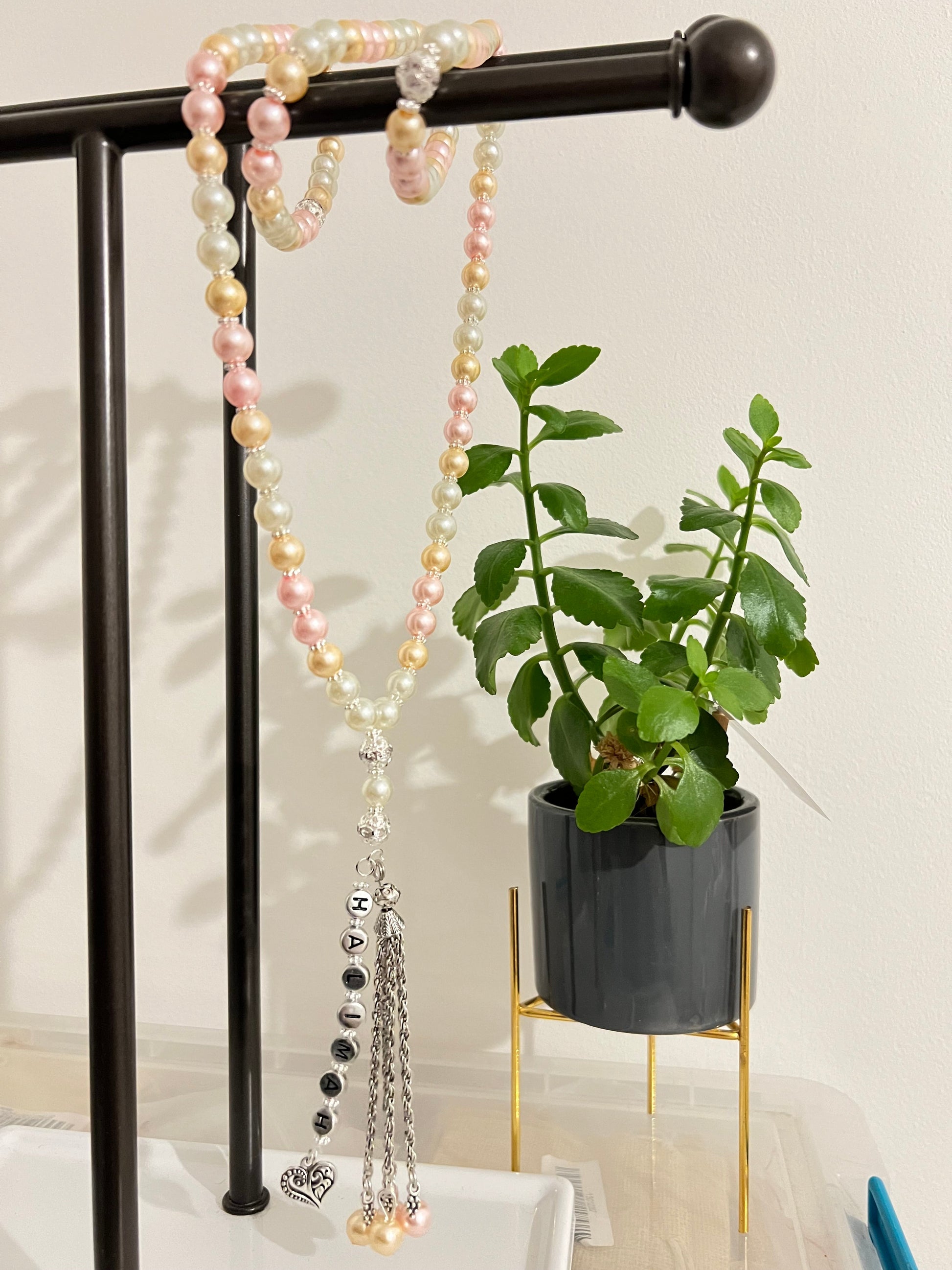 Pastel Love pink and ivory personalised tasbih close up